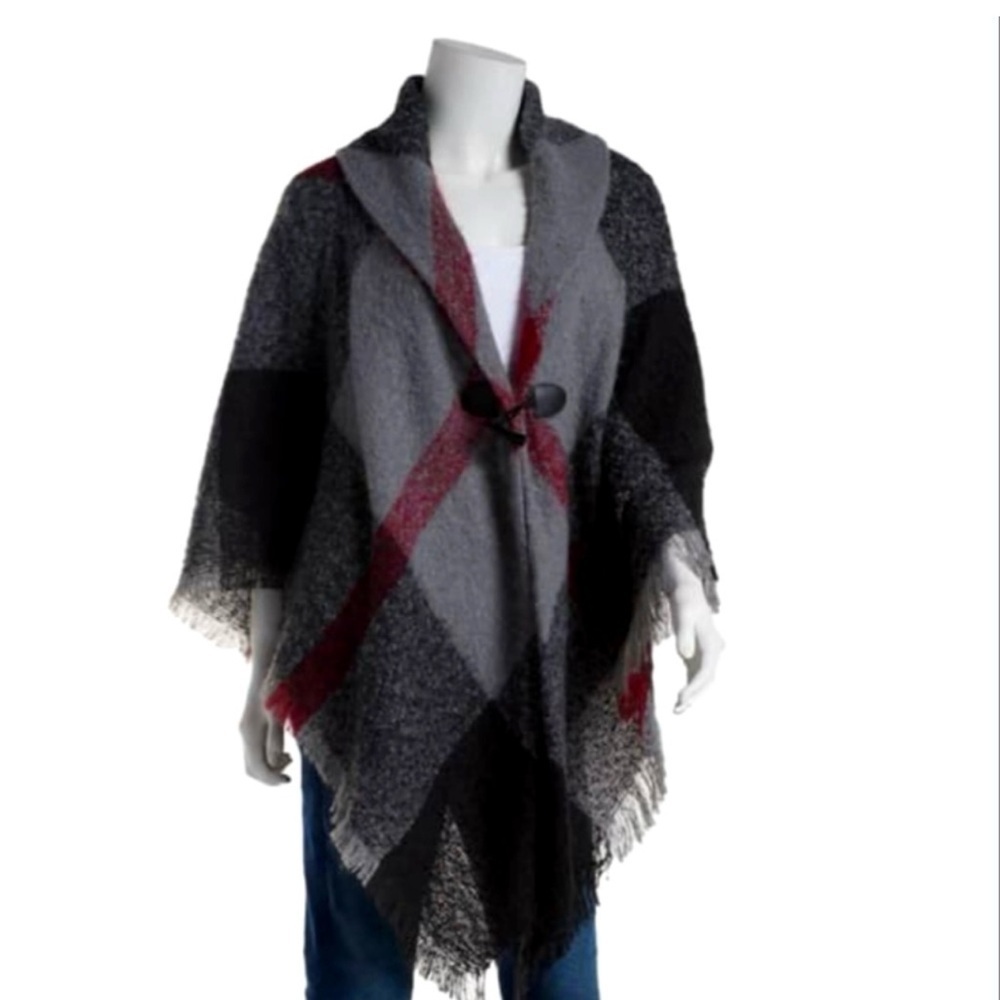 4/$25**New Modema NY Woven Plaid Cape Wrap Black, White & Gray